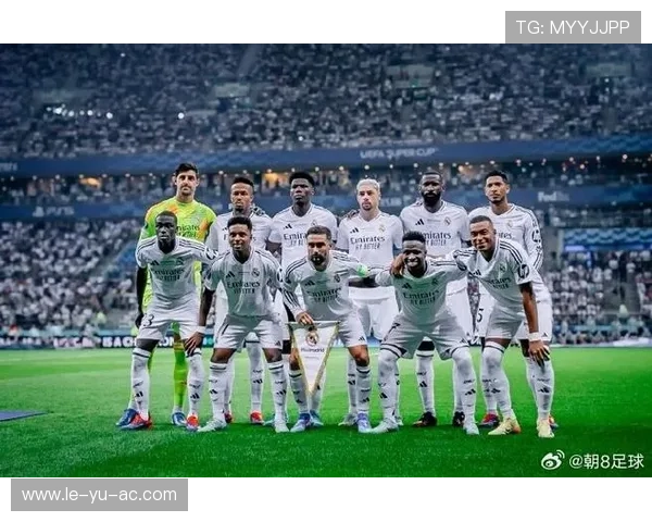 西甲争冠形势激烈:巴萨与皇马争锋,马竞紧随其后