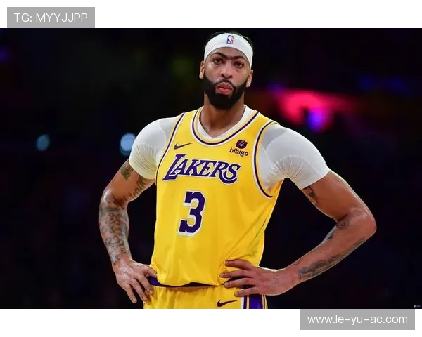 戴维斯边路潜力无限，助攻破纪录成焦点