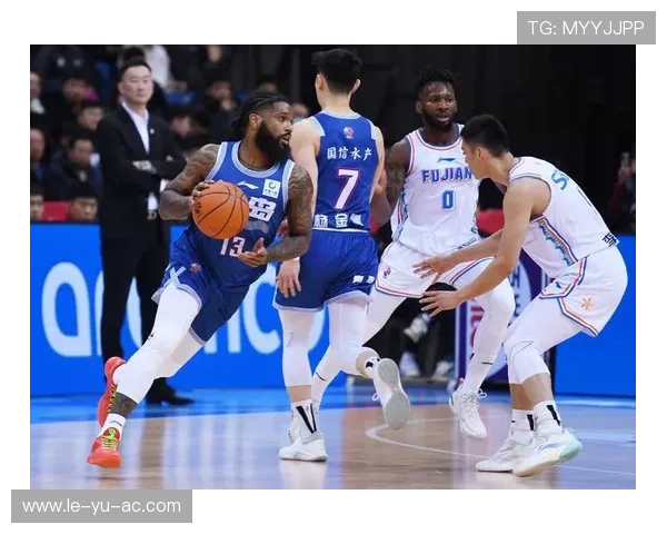 鲍威尔篮板机器震撼登场，引领篮球科技新潮流