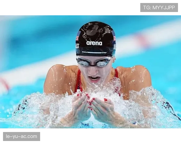 转项能力突出成夺冠关键 凯特·道格拉斯获全能选手赞誉