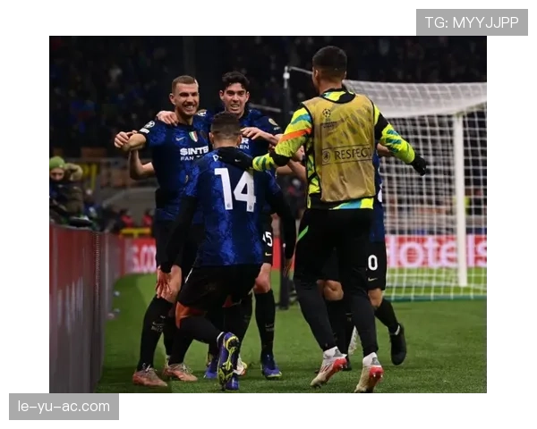 佩德里与奥尔莫双星闪耀，携手助球队高歌猛进