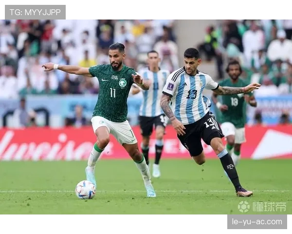 罗梅罗坐镇防线，阿根廷后防稳固剑指世界杯再创辉煌